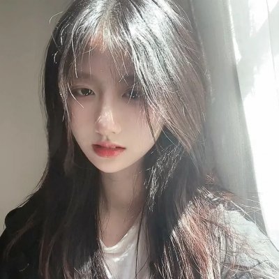 比基尼怪女